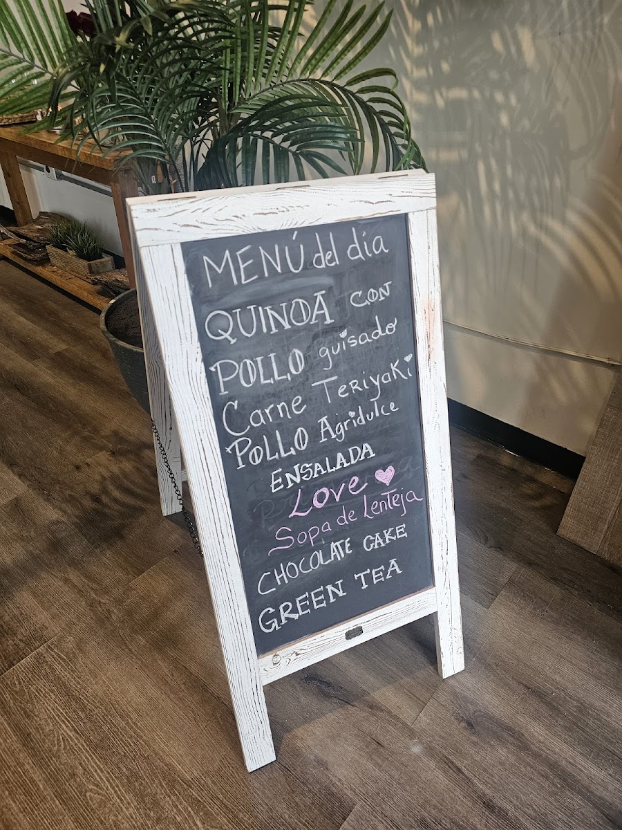 Fresh Salad Miami Menu - Image 4